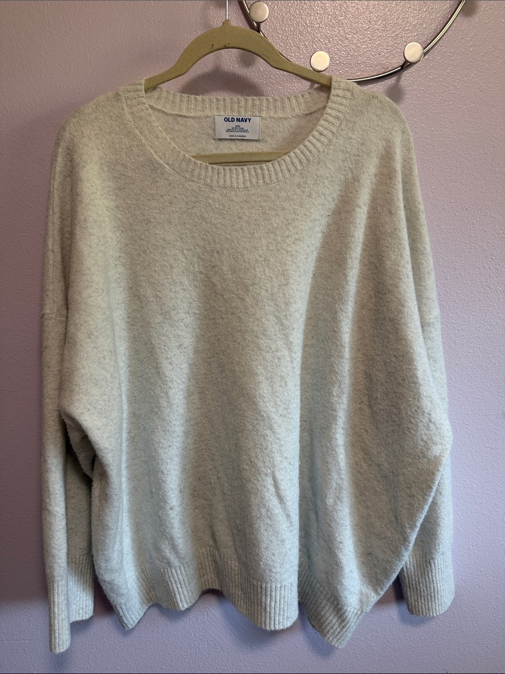 Old Navy Light Gray Crewneck Sweater